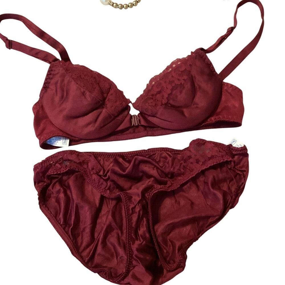 Vintage Sears Isn’t It Divine Burgundy Satin Bra & Panty Set | 34A/M Made in USA